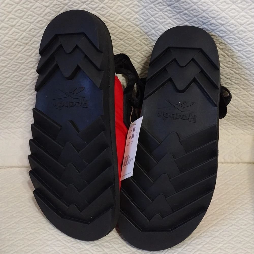 Reebok Beatnik Red Sandal